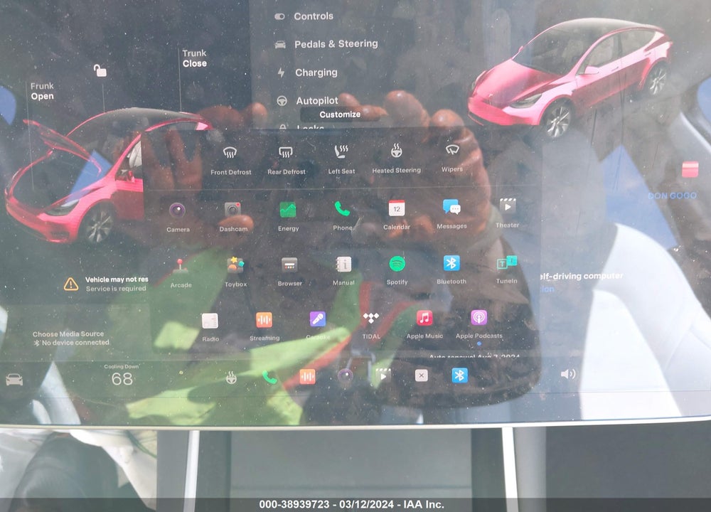 2021 TESLA MODEL Y STANDARD RANGE REAR-WHEEL DRIVE VIN: 5YJYGDED2MF103963