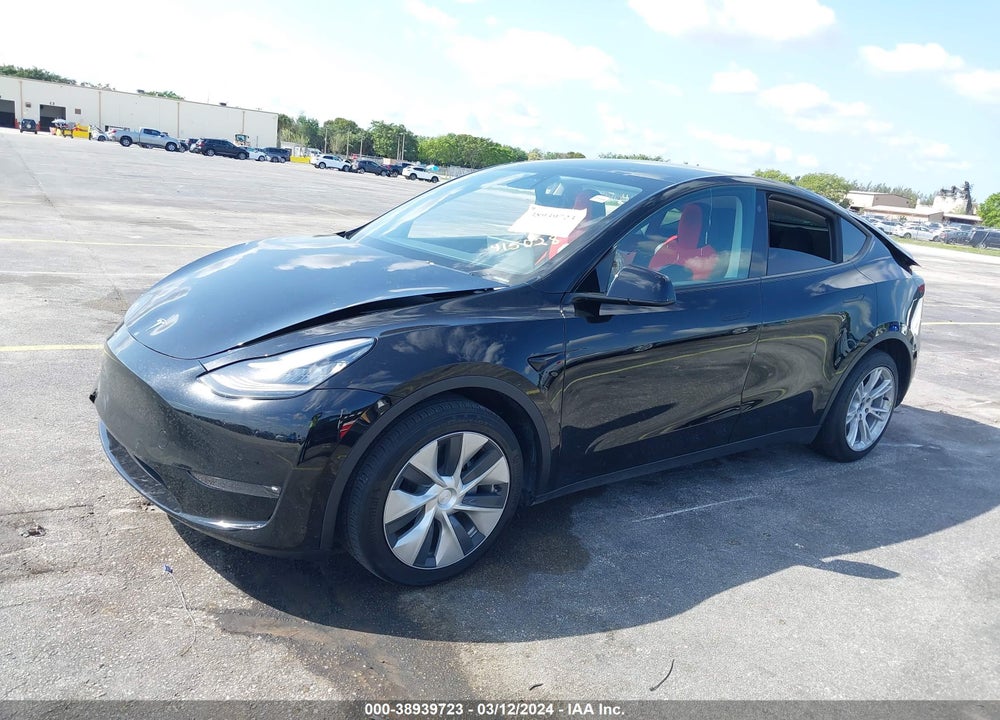 2021 TESLA MODEL Y STANDARD RANGE REAR-WHEEL DRIVE VIN: 5YJYGDED2MF103963