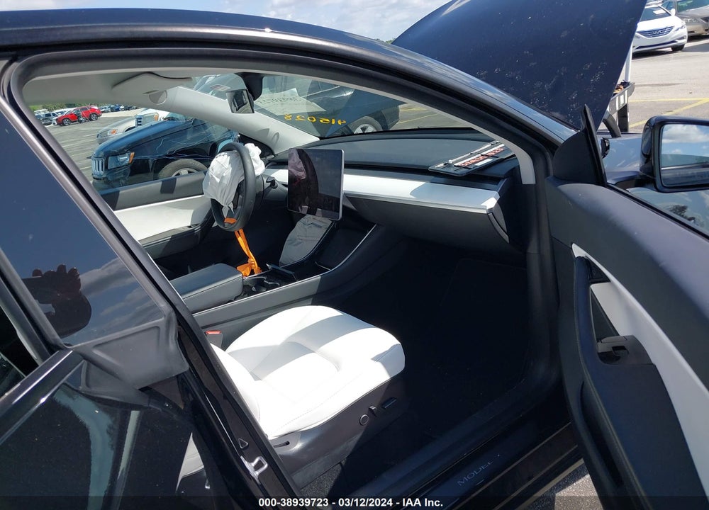 2021 TESLA MODEL Y STANDARD RANGE REAR-WHEEL DRIVE VIN: 5YJYGDED2MF103963