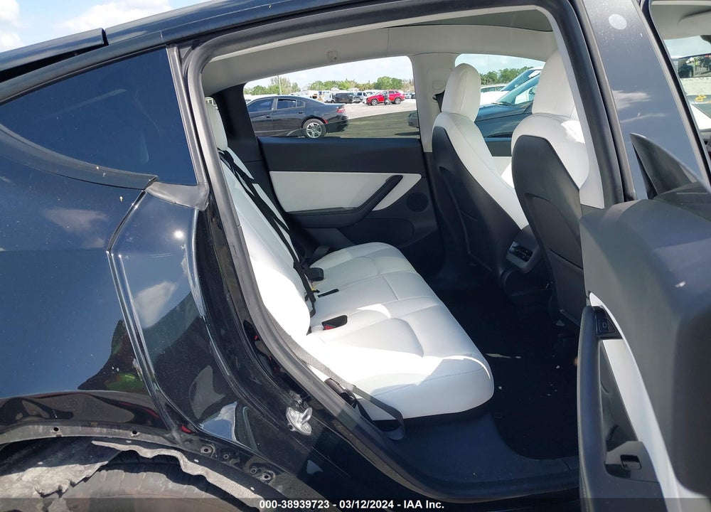 2021 TESLA MODEL Y STANDARD RANGE REAR-WHEEL DRIVE VIN: 5YJYGDED2MF103963