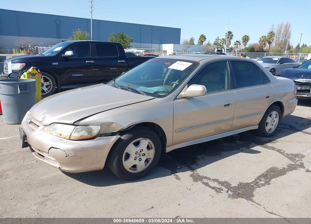 2001 HONDA ACCORD 3.0 EX VIN: 1HGCG16581A018809