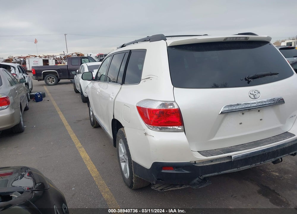 2013 TOYOTA HIGHLANDER SE V6 VIN: 5TDBK3EH5DS198693