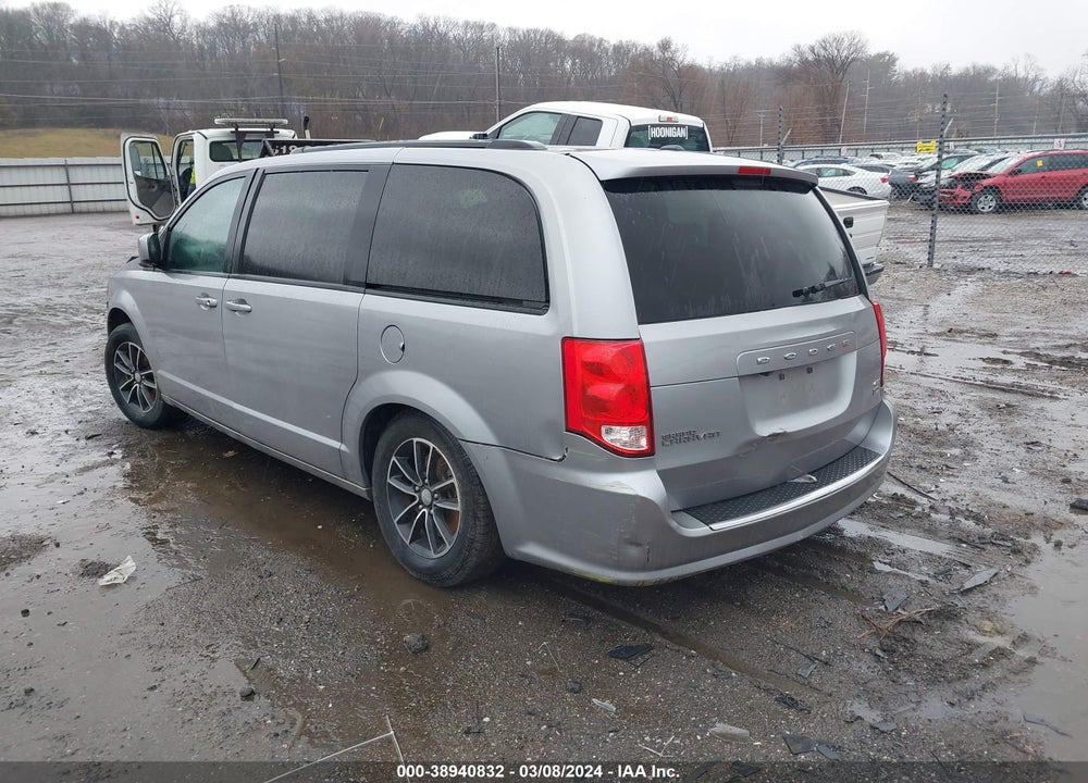 2018 DODGE GRAND CARAVAN GT VIN: 2C4RDGEG8JR324122