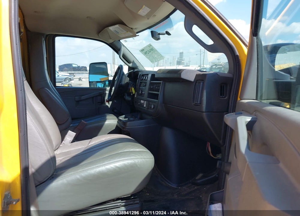 2018 GMC SAVANA CUTAWAY WORK VAN VIN: 7GZ37TCG6JN000370