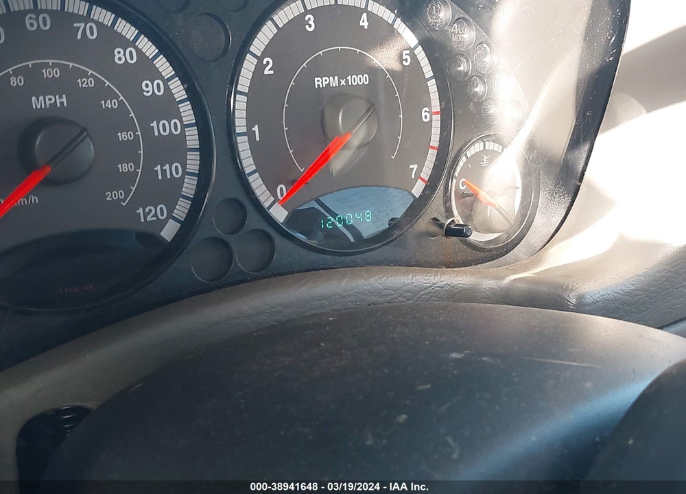 2005 JEEP LIBERTY SPORT VIN: 1J8GL48K45W630300