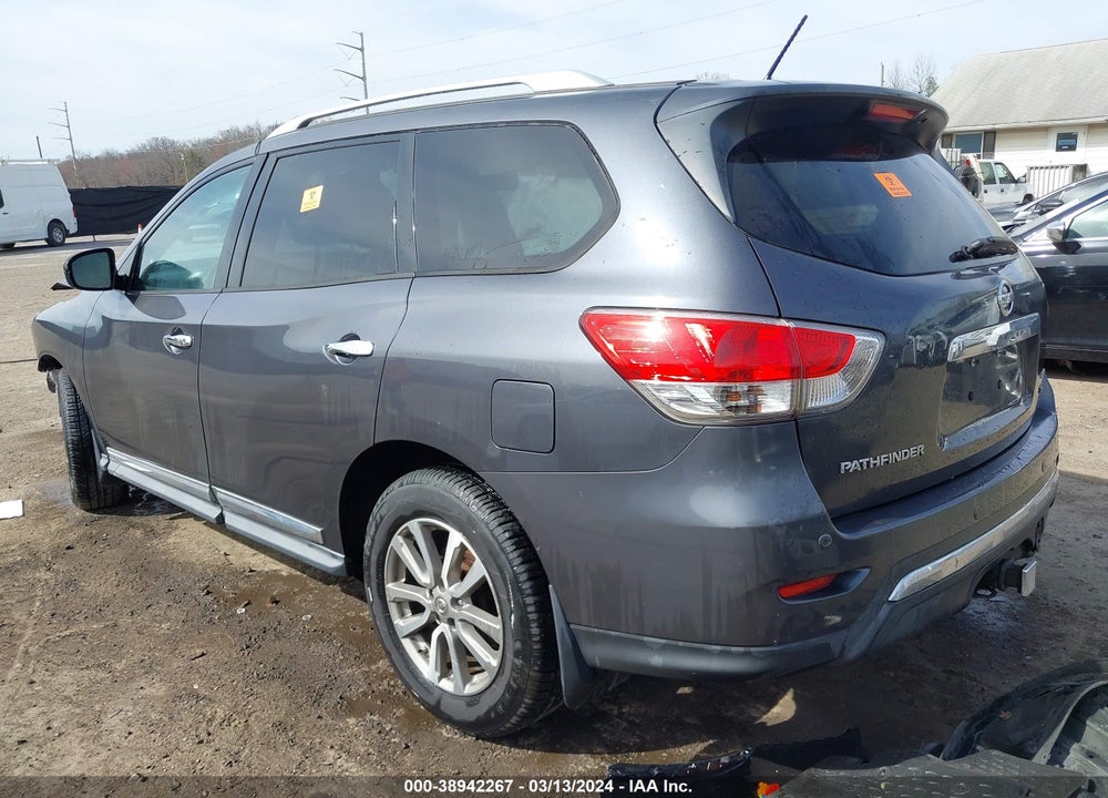 2014 NISSAN PATHFINDER SL VIN: 5N1AR2MM1EC642375