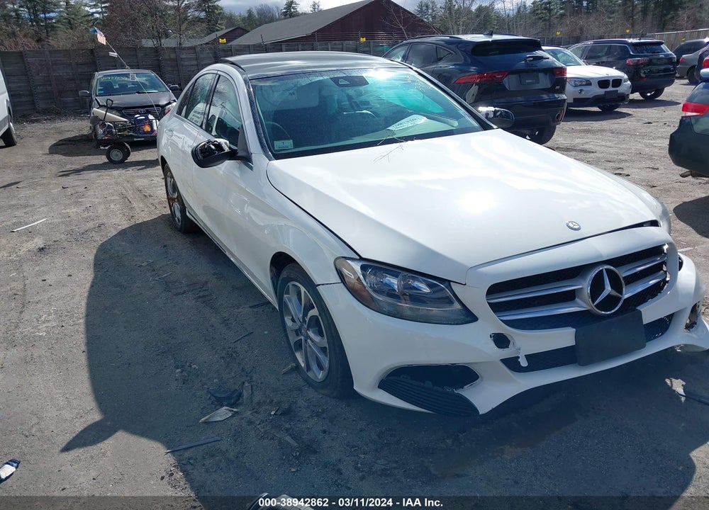 2016 MERCEDES-BENZ C 300 4MATIC/LUXURY 4MATIC/SPORT 4MATIC VIN: WDDWF4KB8GR147354