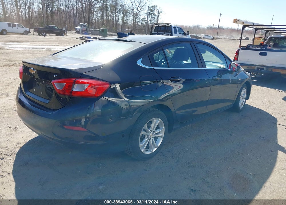 2019 CHEVROLET CRUZE LT VIN: 1G1BE5SMXK7145542