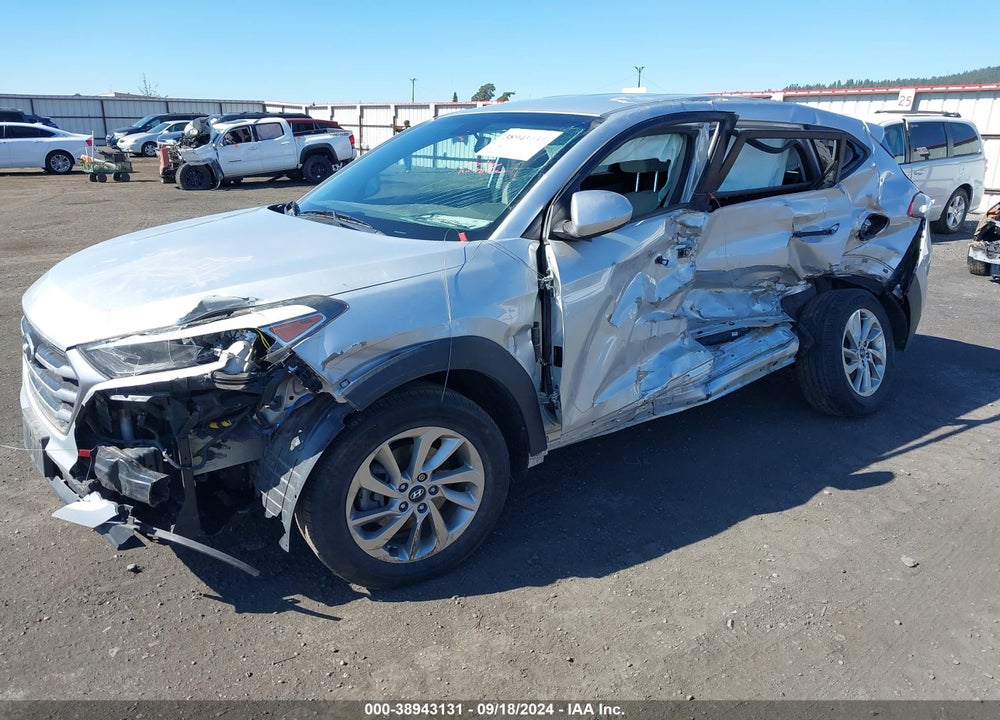 2018 HYUNDAI TUCSON SE VIN: KM8J2CA47JU717504