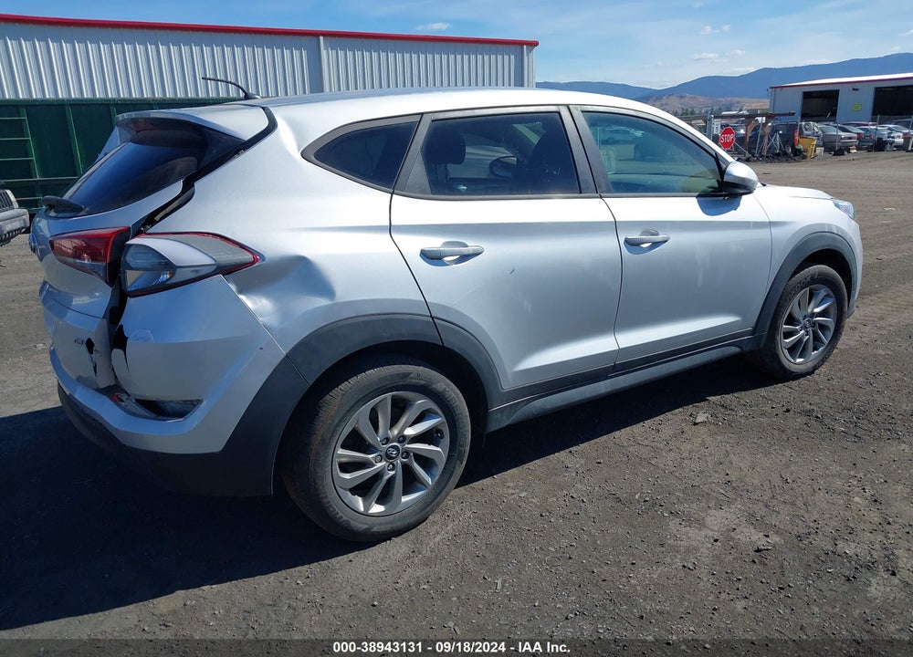 2018 HYUNDAI TUCSON SE VIN: KM8J2CA47JU717504