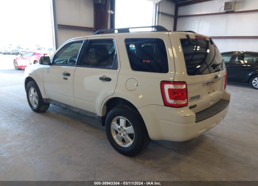 2010 FORD ESCAPE XLT VIN: 1FMCU0D7XAKB50899