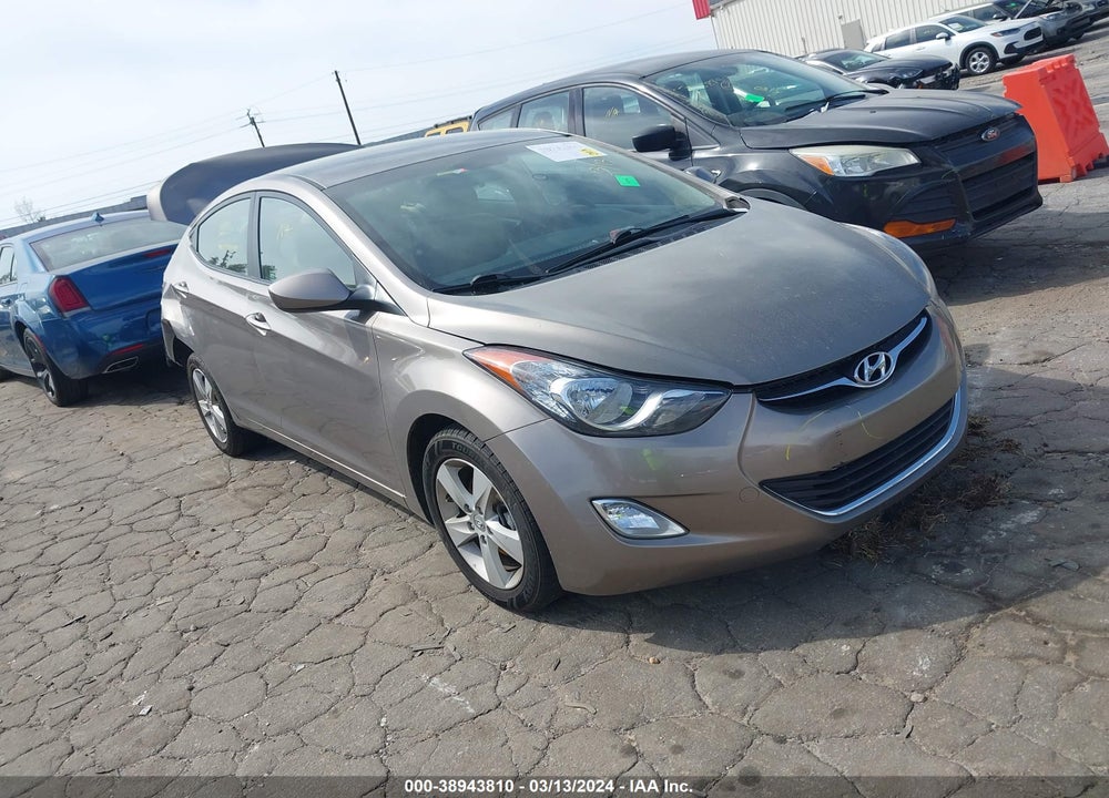 2013 HYUNDAI ELANTRA GLS VIN: 5NPDH4AE6DH307452