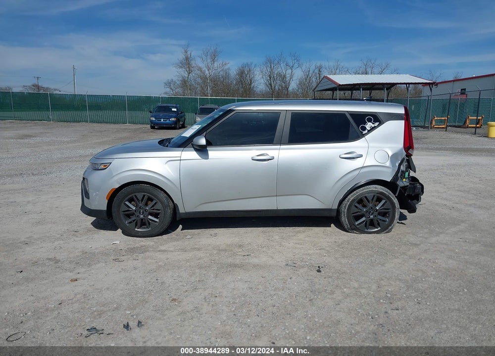 2021 KIA SOUL !/+/S VIN: KNDJ23AU6M7796414