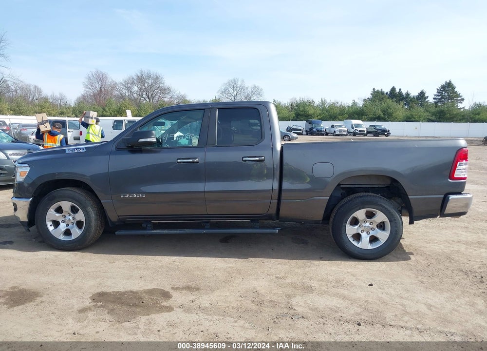 2020 RAM 1500 BIG HORN QUAD CAB 4X4 6'4 BOX VIN: 1C6SRFBT7LN268034