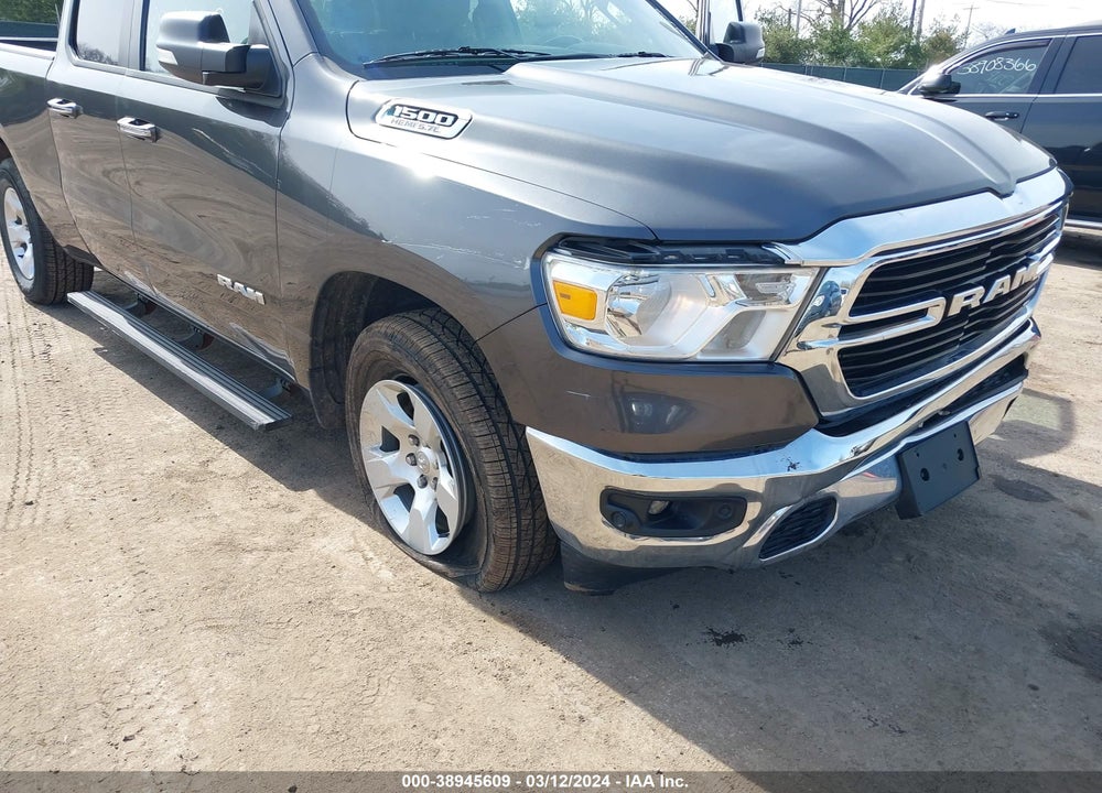 2020 RAM 1500 BIG HORN QUAD CAB 4X4 6'4 BOX VIN: 1C6SRFBT7LN268034