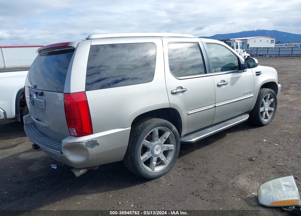 2007 CADILLAC ESCALADE STANDARD VIN: 1GYFK63837R166151