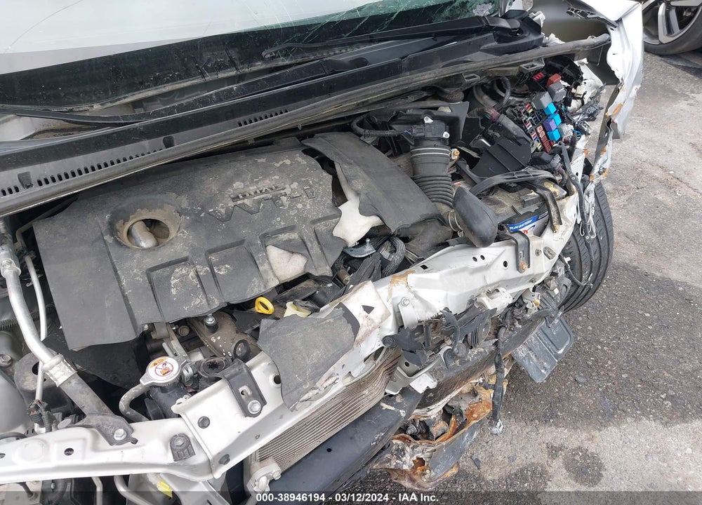 2019 TOYOTA COROLLA LE VIN: 2T1BURHE3KC171674