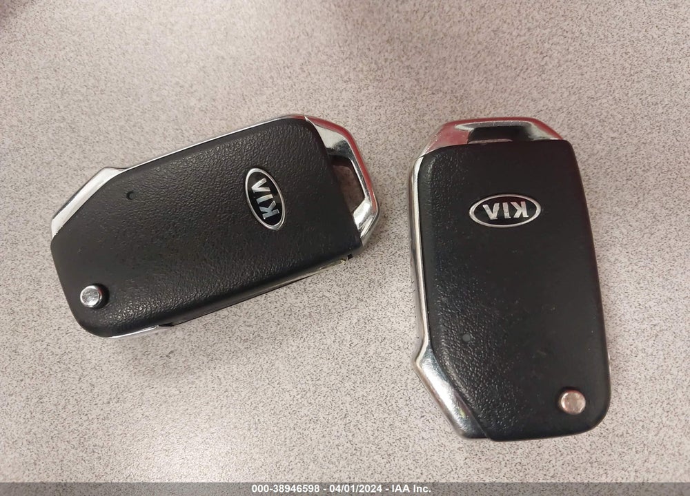 2021 KIA SELTOS S VIN: KNDEUCAA9M7120699