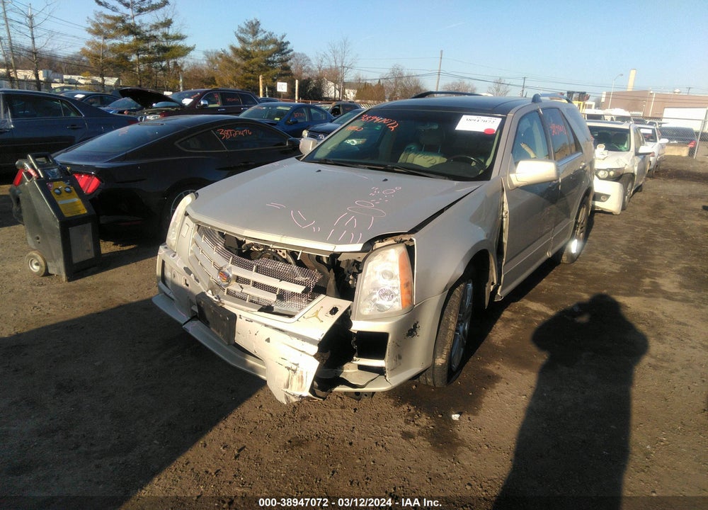 2008 CADILLAC SRX V6 VIN: 1GYEE637180110998
