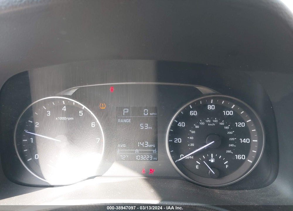 2017 HYUNDAI ELANTRA SE VIN: 5NPD74LF0HH193348