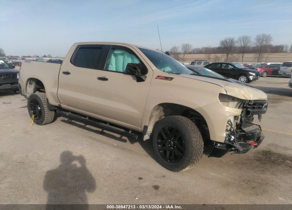 2022 CHEVROLET SILVERADO 1500 4WD SHORT BED LT TRAIL BOSS VIN: 3GCPDFEK7NG649314