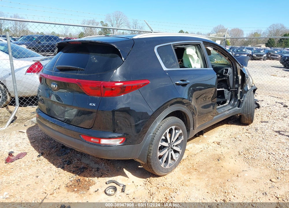 2017 KIA SPORTAGE EX VIN: KNDPNCACXH7275663