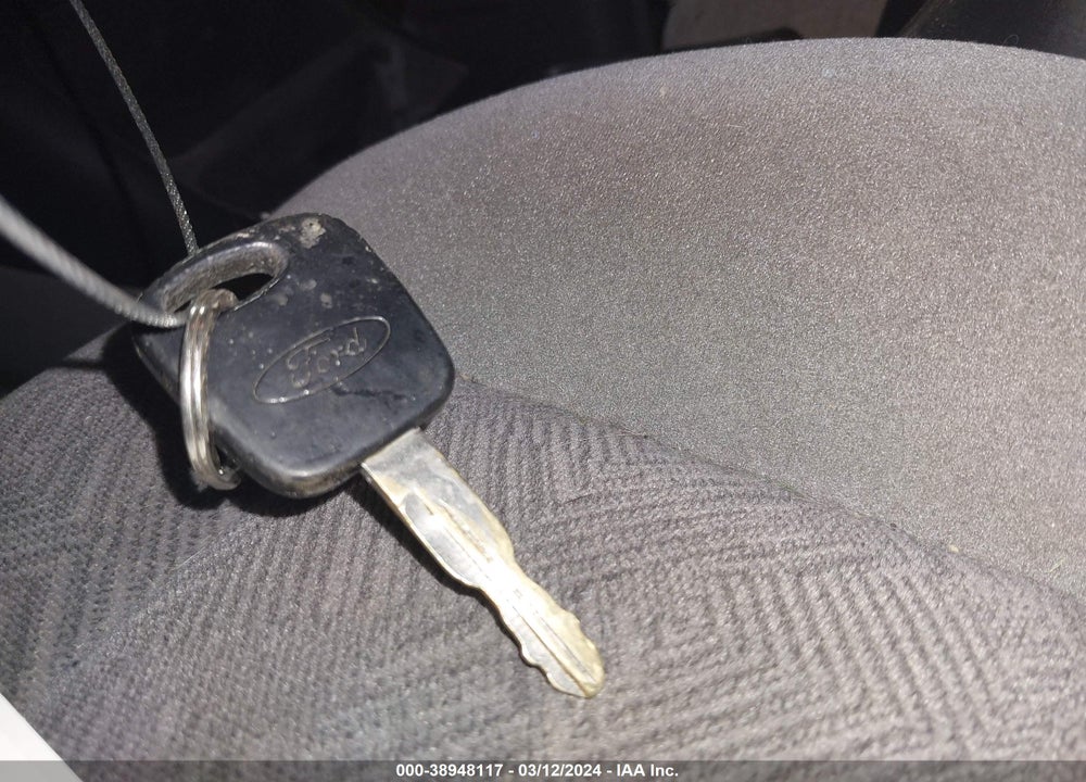 1999 FORD EXPLORER XL/XLT VIN: 1FMZU34X0XZA49219