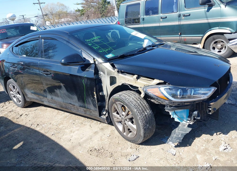 2018 HYUNDAI ELANTRA SEL VIN: KMHD84LF5JU702872