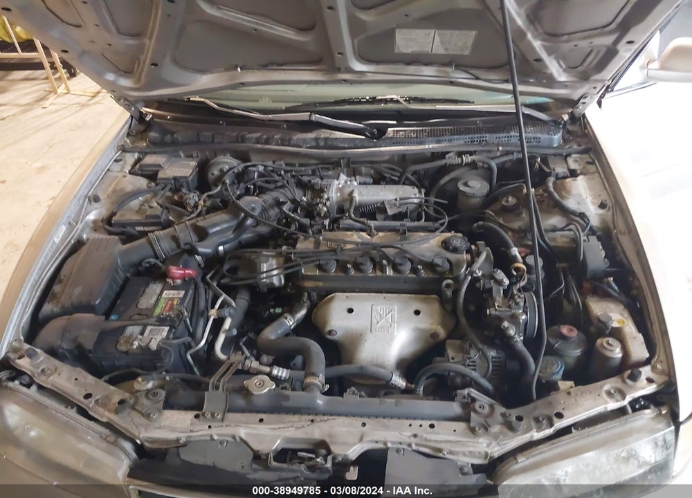 1996 HONDA ACCORD EX VIN: 1HGCD5669TA259242