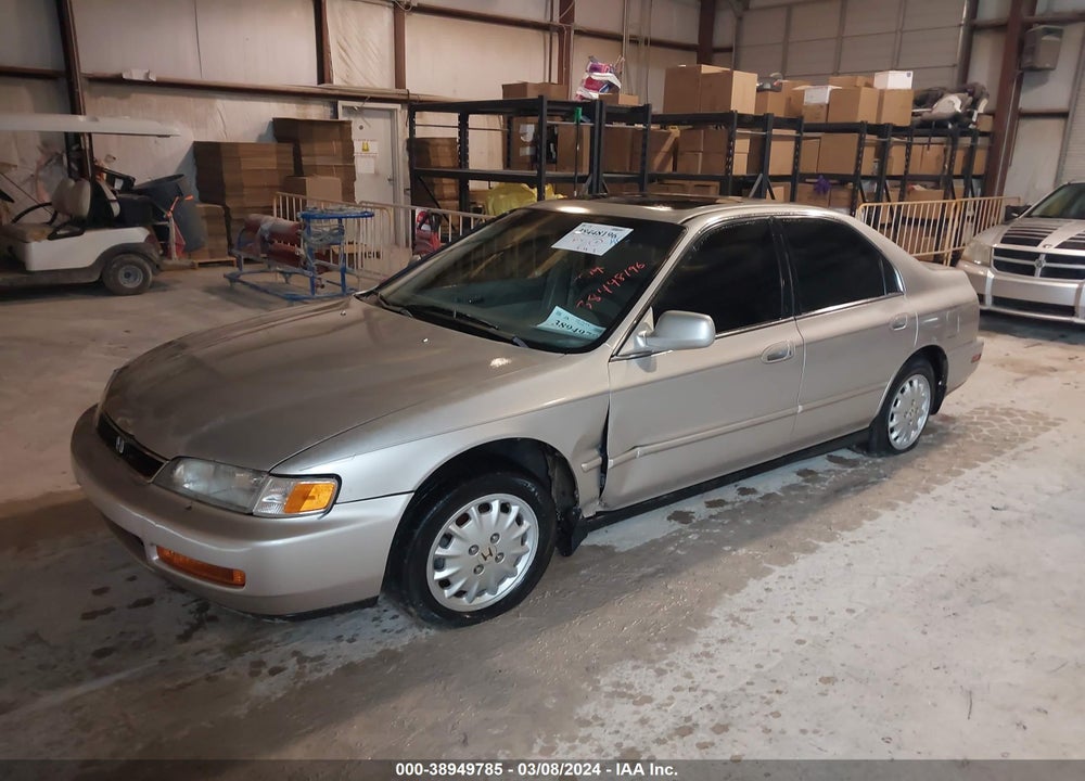1996 HONDA ACCORD EX VIN: 1HGCD5669TA259242