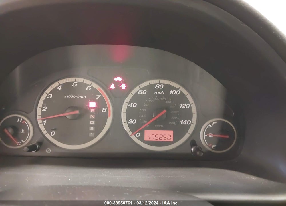 2005 HONDA CR-V LX VIN: SHSRD78505U315256