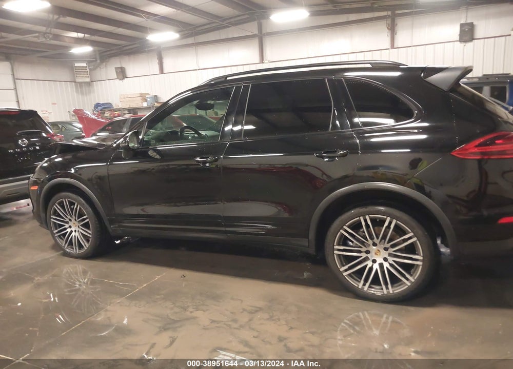 2016 PORSCHE CAYENNE VIN: WP1AA2A29GLA10708