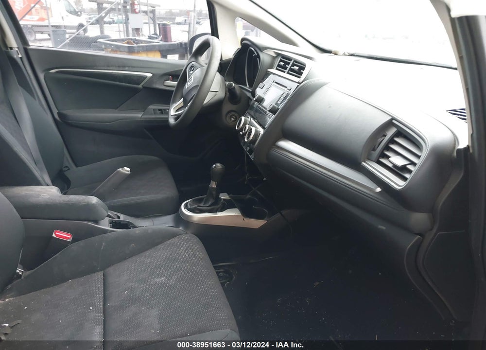 2017 HONDA FIT LX VIN: 3HGGK5G59HM700147