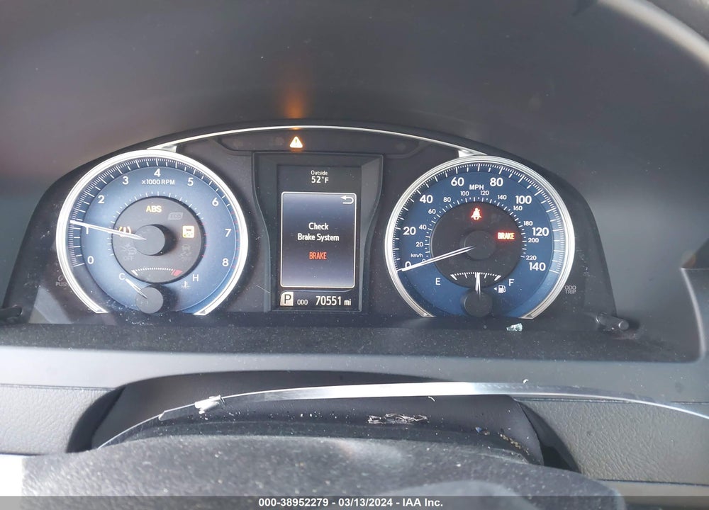2017 TOYOTA CAMRY LE VIN: 4T1BF1FK5HU686252