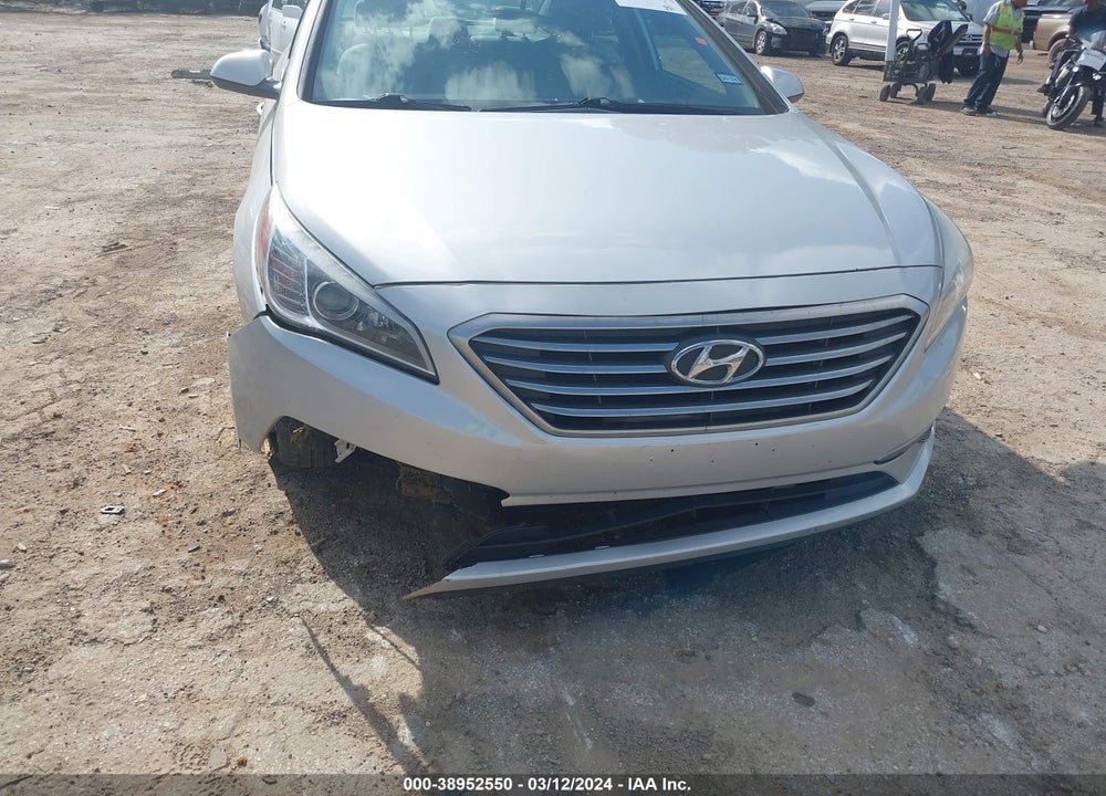 2017 HYUNDAI SONATA VIN: 5NPE24AF4HH568874