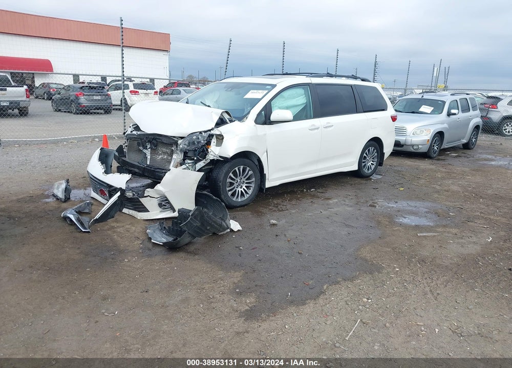 2020 TOYOTA SIENNA XLE VIN: 5TDYZ3DCXLS045074