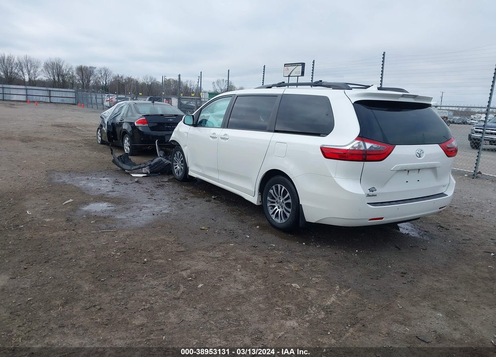 2020 TOYOTA SIENNA XLE VIN: 5TDYZ3DCXLS045074