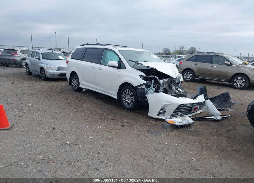 2020 TOYOTA SIENNA XLE VIN: 5TDYZ3DCXLS045074