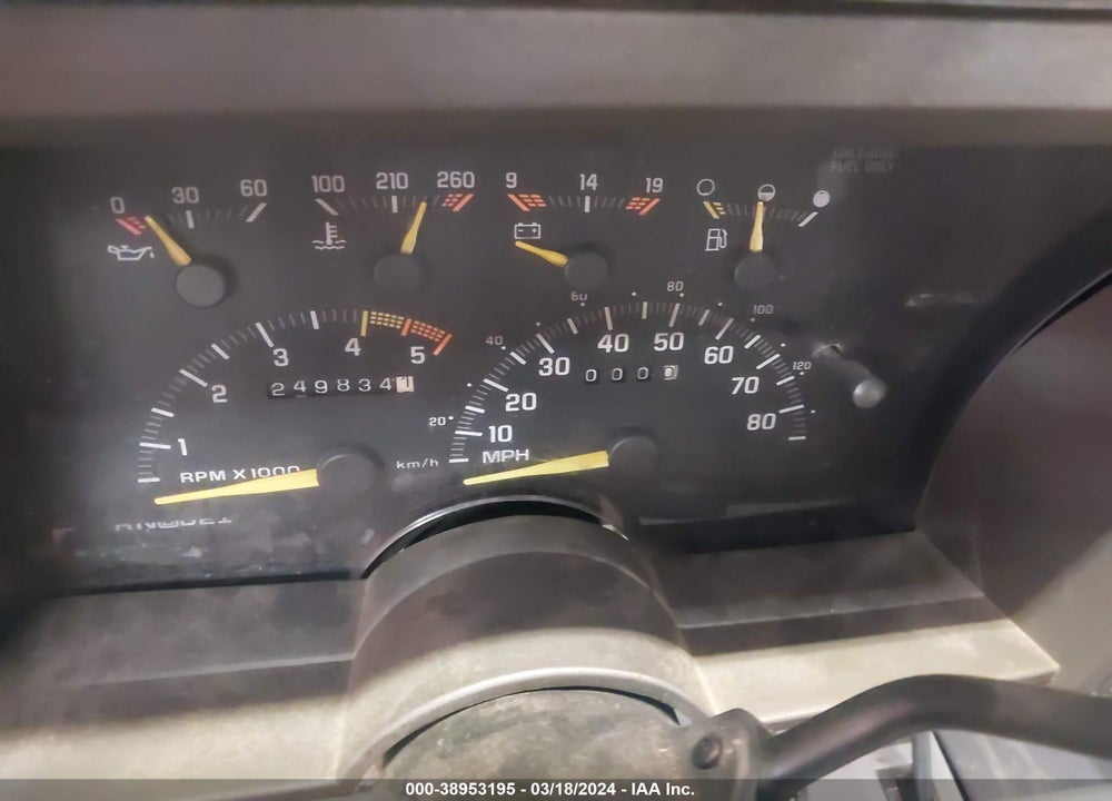 1993 CHEVROLET SUBURBAN K1500 VIN: 1GNFK16K3PJ375167