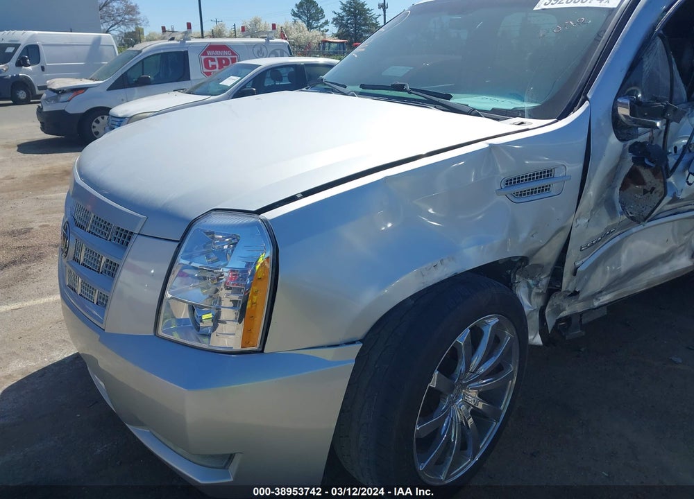2012 CADILLAC ESCALADE PREMIUM VIN: 1GYS3CEF9CR307899