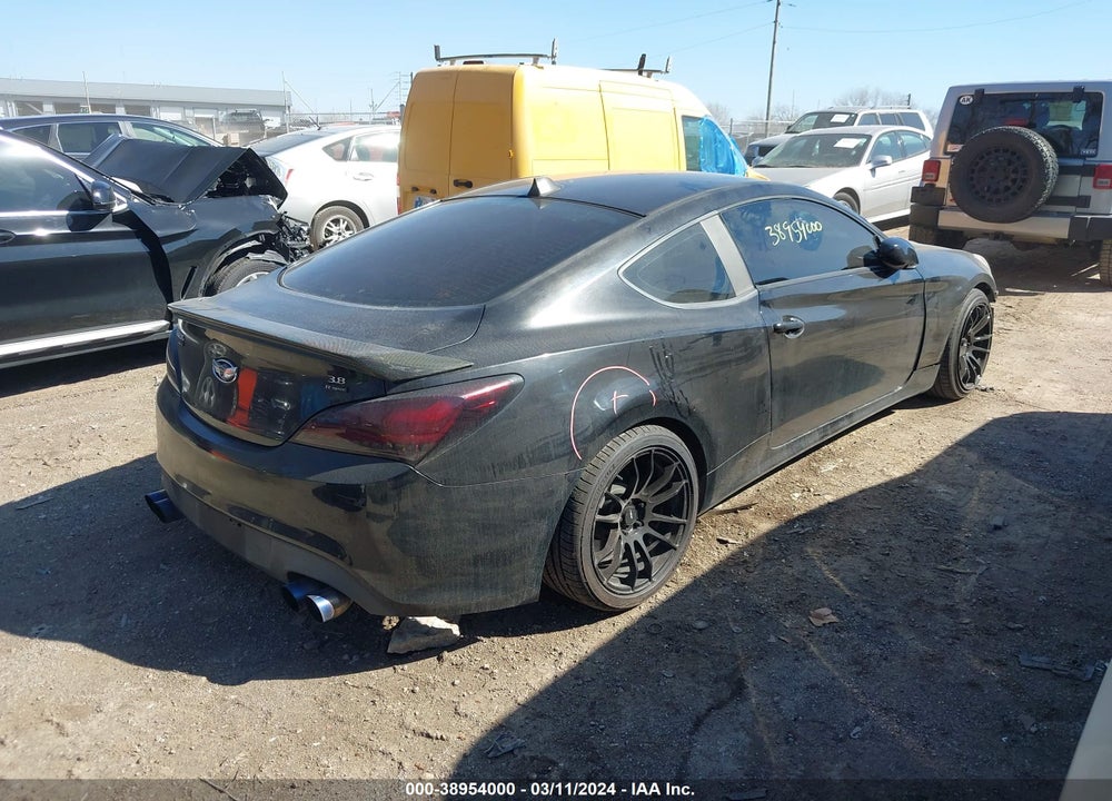 2013 HYUNDAI GENESIS 3.8 R-SPEC VIN: KMHHU6KJ1DU083299