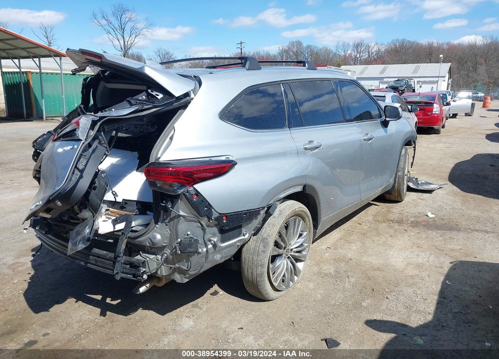 2023 TOYOTA HIGHLANDER HYBRID PLATINUM VIN: 5TDEBRCH7PS112114