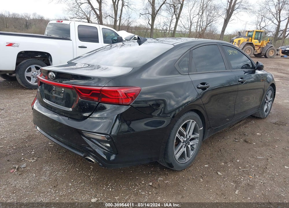 2019 KIA FORTE S VIN: 3KPF34AD2KE016205