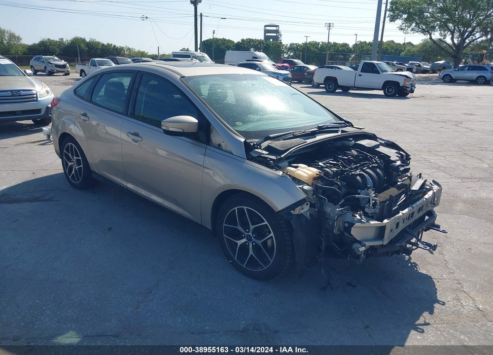 2018 FORD FOCUS SEL VIN: 1FADP3H28JL266263