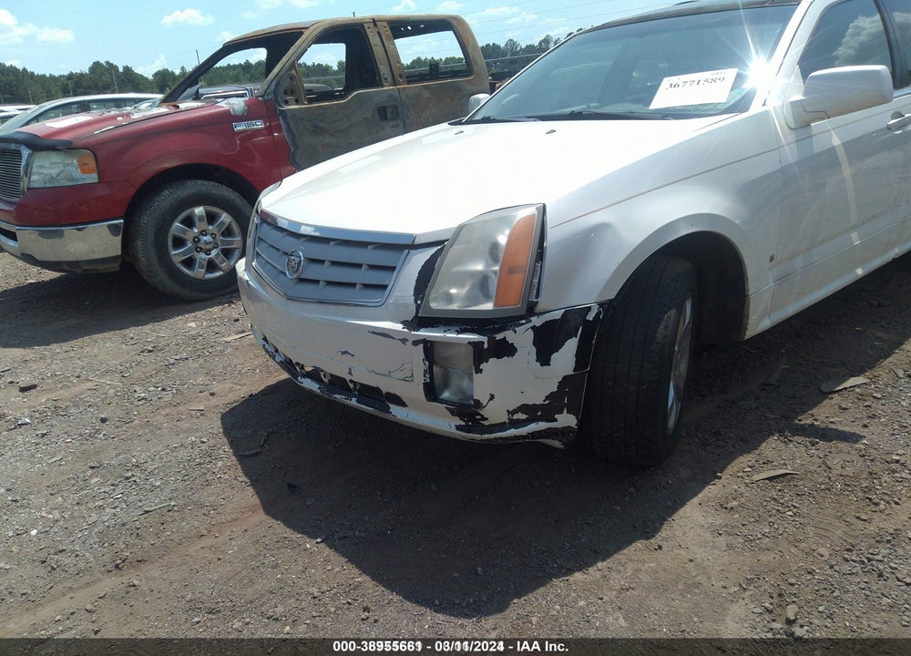 2006 CADILLAC SRX V6 VIN: 1GYEE637960118148