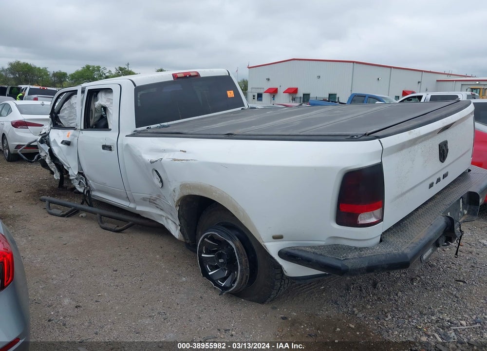 2014 RAM 3500 TRADESMAN VIN: 3C63RPGL9EG268163