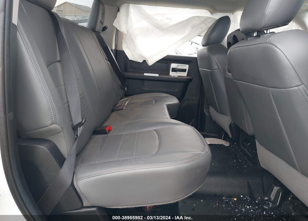 2014 RAM 3500 TRADESMAN VIN: 3C63RPGL9EG268163