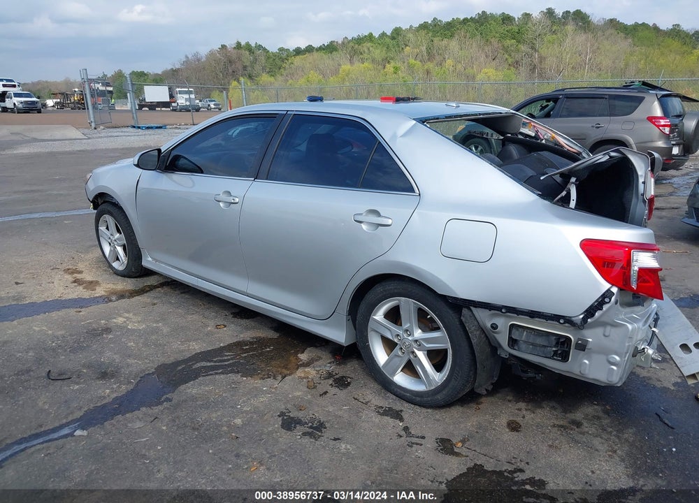 2014 TOYOTA CAMRY SE VIN: 4T1BF1FK3EU794607
