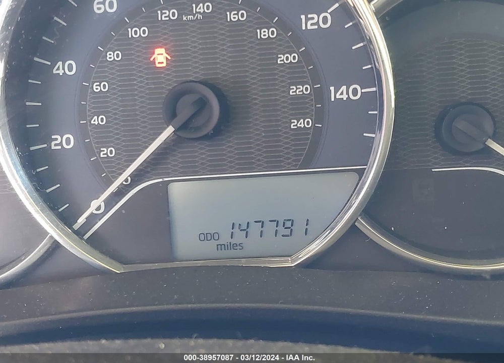 2014 TOYOTA COROLLA L VIN: 2T1BURHE3EC142311
