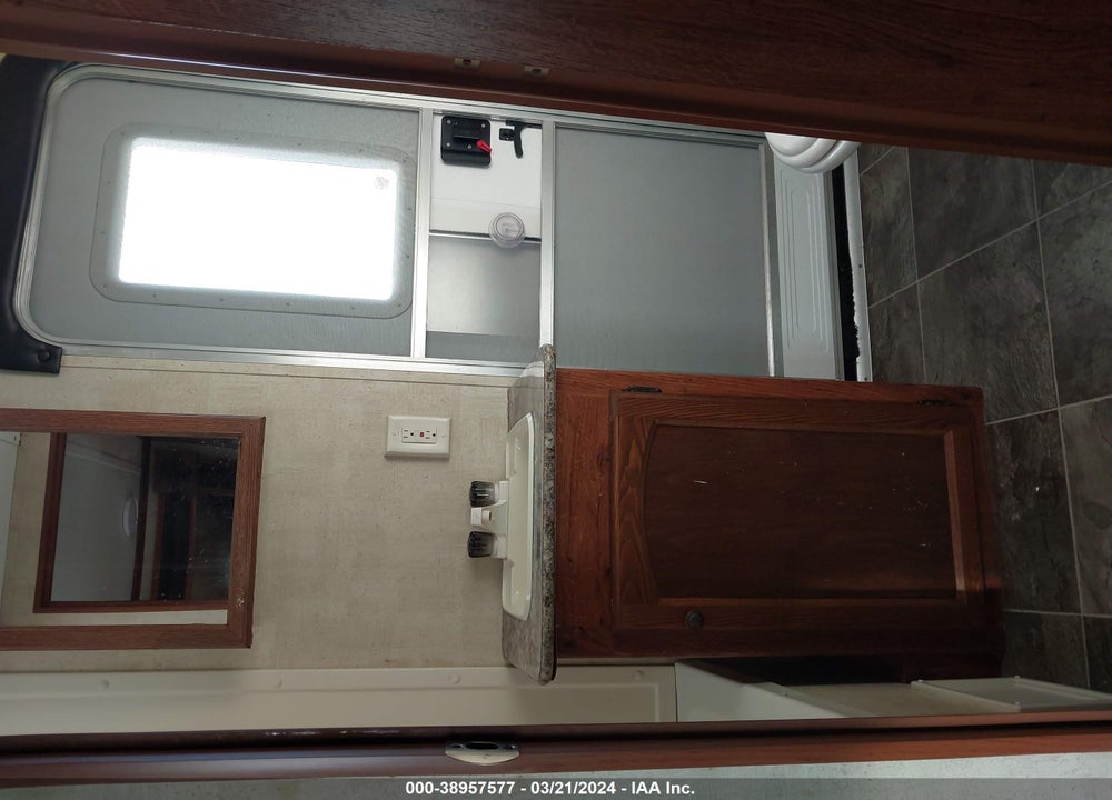 2015 KEYSTONE HIDEOUT VIN: 4YDT31R2XEN202074